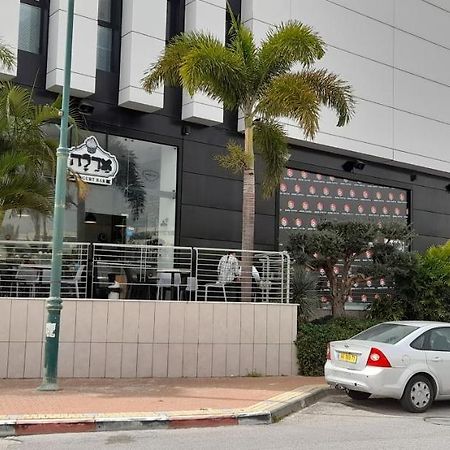 Regina'S Place Or Akiva Exterior photo